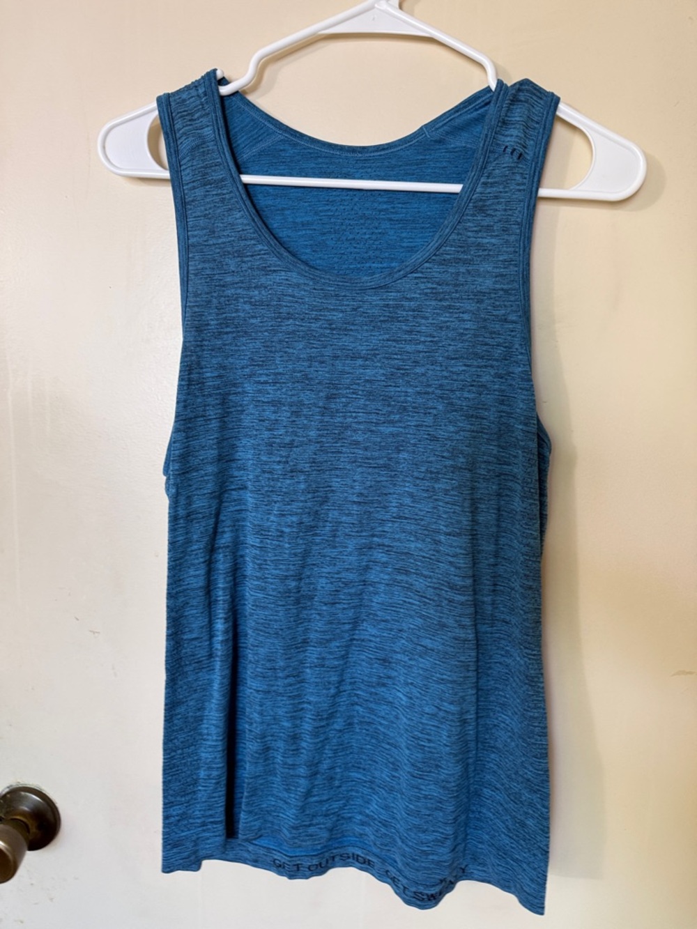 Lululemon tank